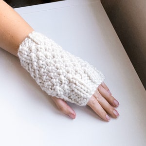 KNIT PATTERN Fingerless Gloves // Easy Knitted Pattern // Birch Fingerless Glove // Instant Download PDF Instruction // Chunky Warm Mittens image 6