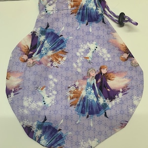 Frozen 2 sisters dice bag