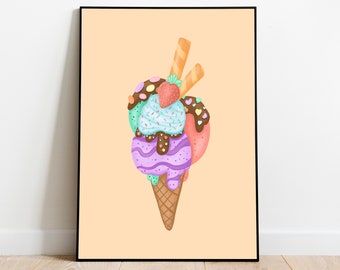 Puede incluir: Un cono de helado colorido con tres bolas de helado, una fresa y un chorrito de chocolate. El helado está en un cono de barquillo con dos barritas de barquillo en la parte superior.