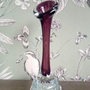 Bo Borgstrom lila Glas &#39;Knochen&#39; Vase Aseda Glasbruk 1970er Jahre.