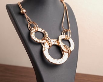 Modern Necklace Display Stand – Minimalist Jewelry Bust Mannequin, with Color Customization