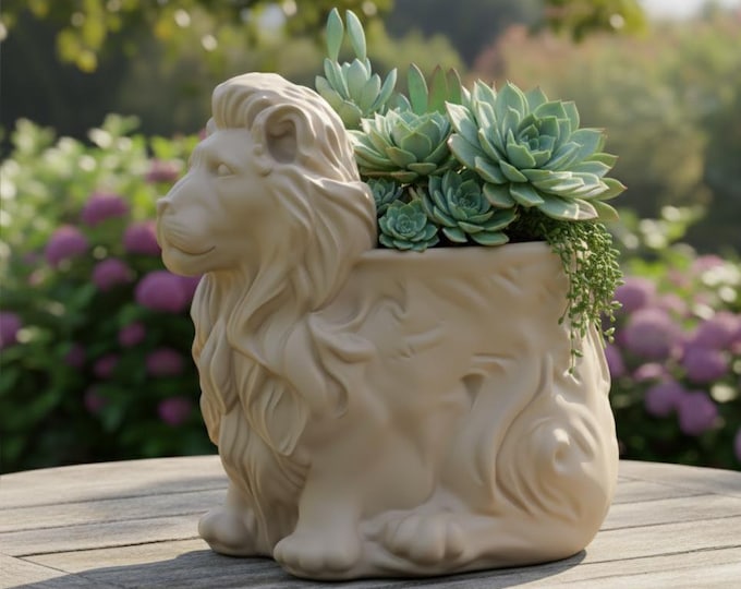 Majestic Lion Succulent Planter - Flower Pot Decor