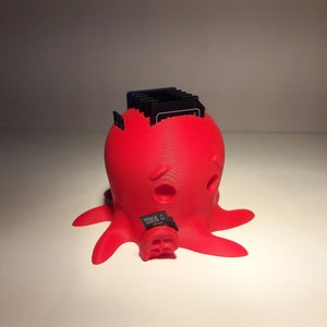 Portatarjetas SD con forma de pulpo náutico: organizador de tecnología impreso en 3D con múltiples ranuras, diseño compacto para almacenamiento y protección: regalo único