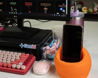 Basketball Lover's Phone Stand, 3D Printed Charging Dock, Unique Sports Gift for Him, Desk Accessory