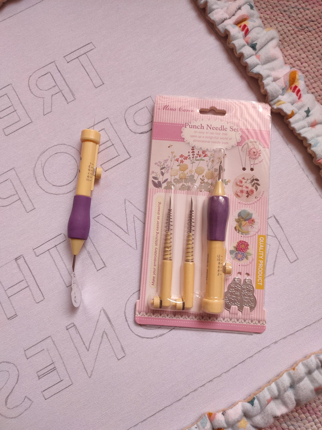 Mina Carin Punch Needle Embroidery Set Adjustable Loop Lengths 3 Needle  Size 