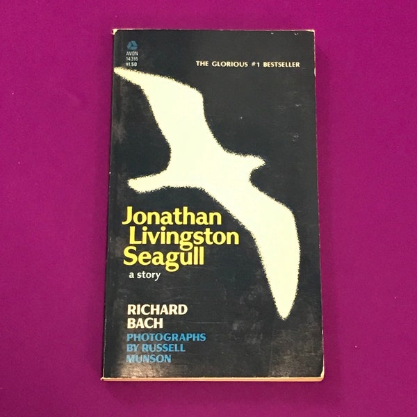 Paperback Jonathan Livingston Seagull