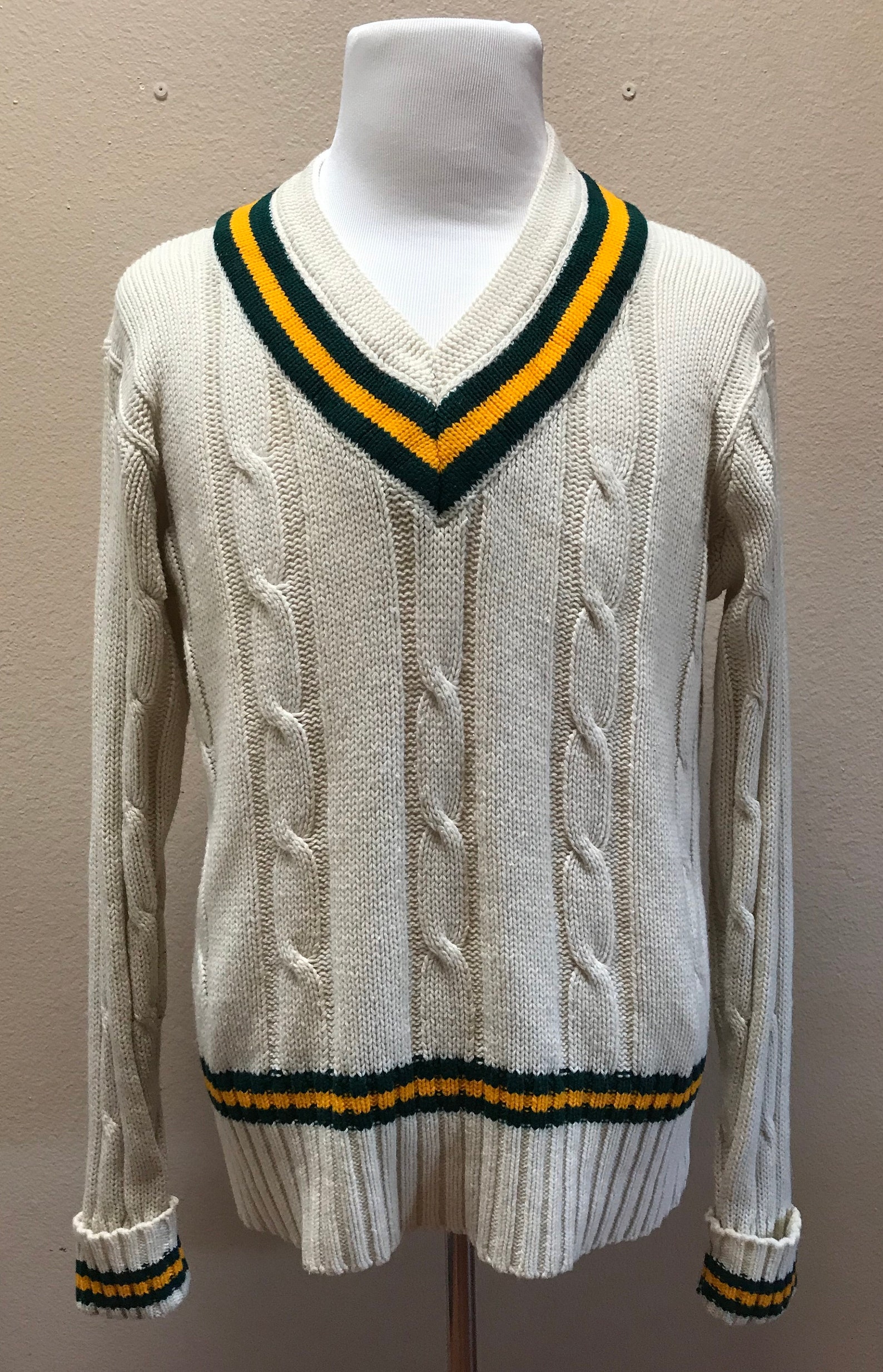 ucla alumni sweatshirt