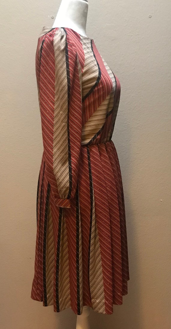 Vintage 1970's red, black and and beige dress - image 4