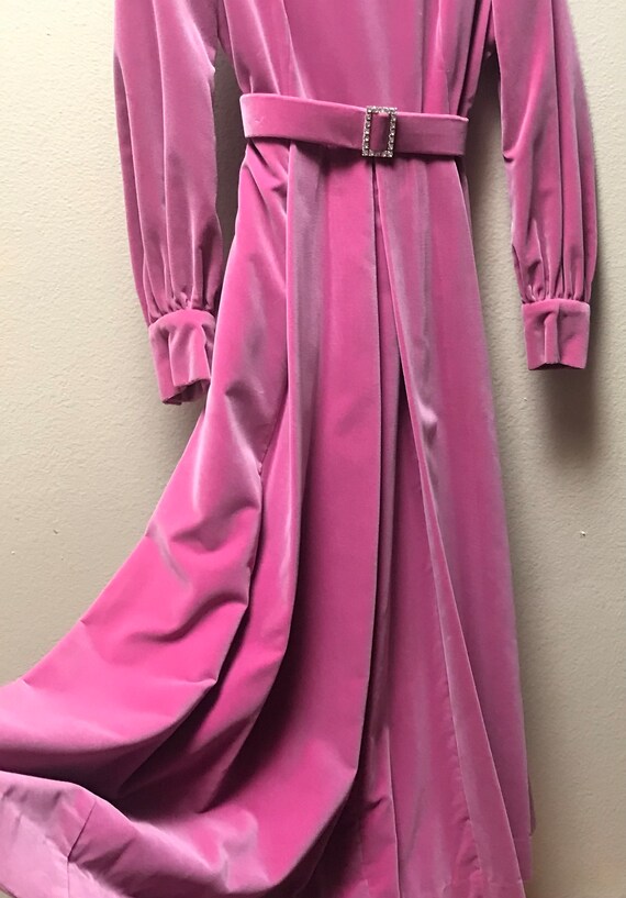 Vintage 1960's pink velvet dress - image 7