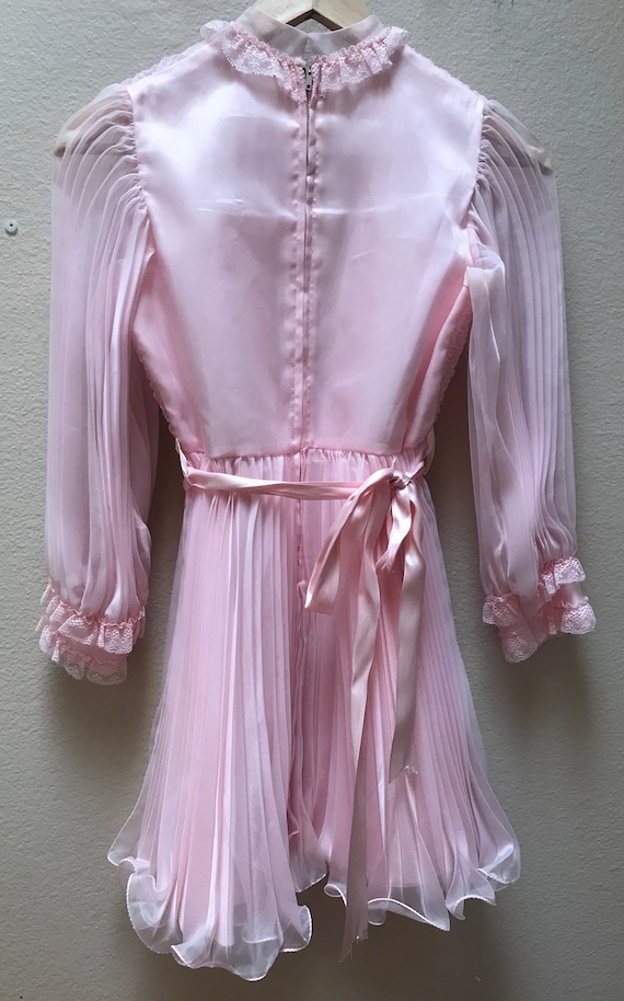 Vintage 1960's babydoll pink mini dress - image 6