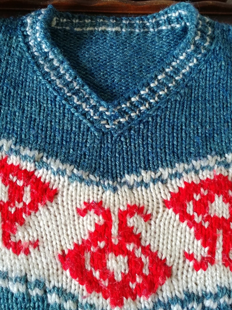Blue Vintage Handmade V-Neck Pullover Sweater White Hand Knit Red Retro Sweater