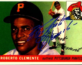 ROBERTO CLEMENTE Forbes Field Signed Pittsburgh Pirates 8x10 Photo RP REPRINT 