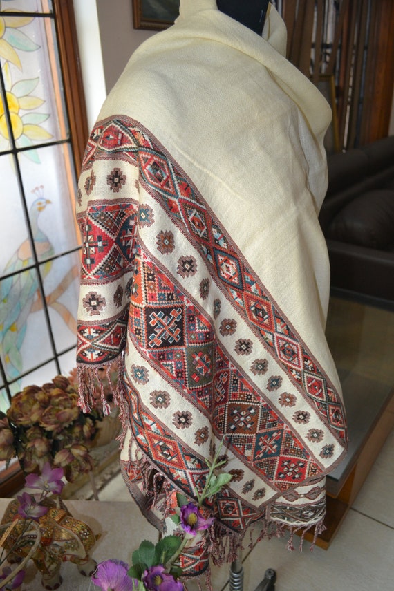 Tribal 100% Wool Pashmina Kullu Valley Handloom Shawl Pashmina