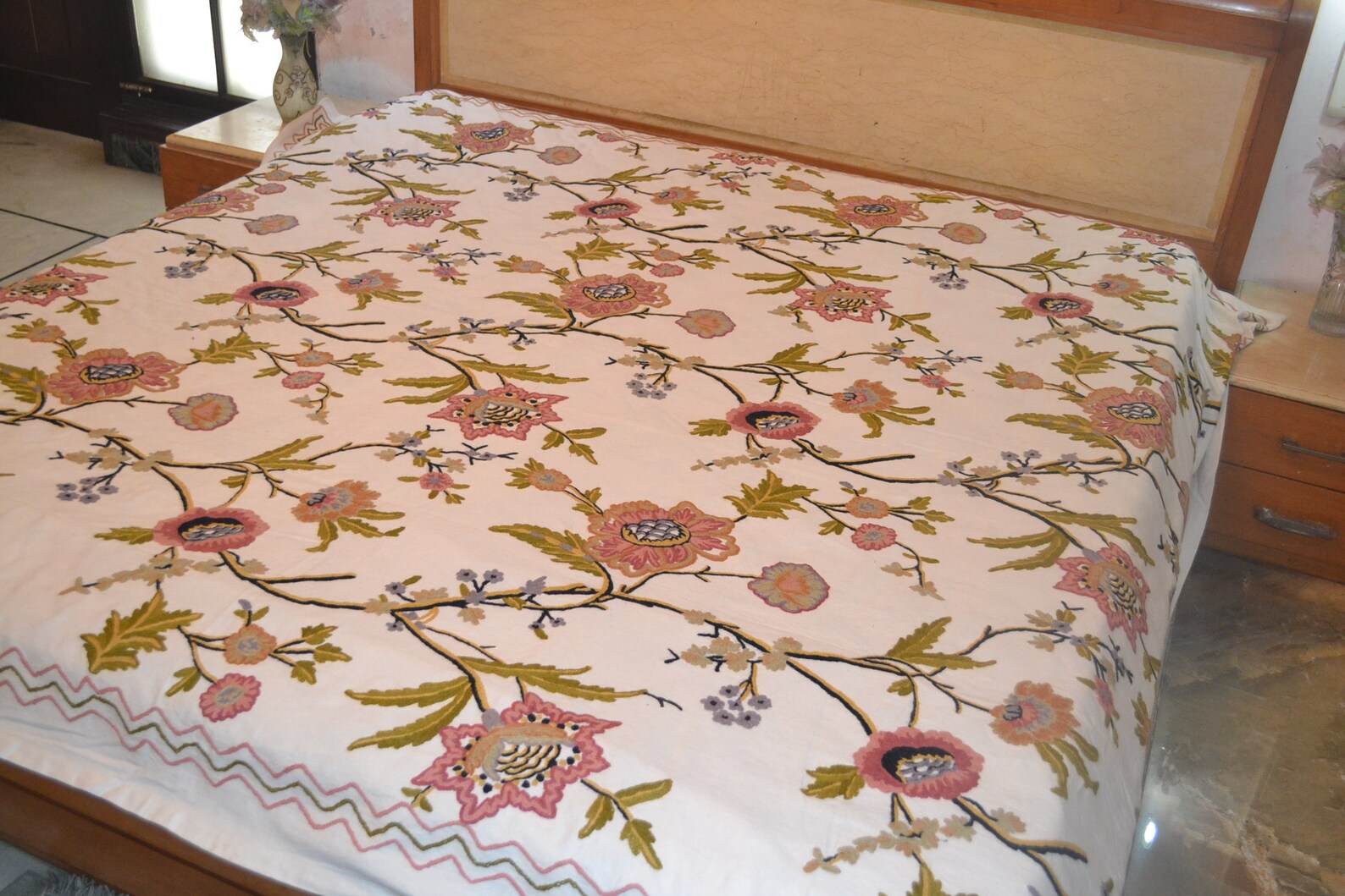 Traditional Crewel Embroidered Indian Kingsize Bedding Kashmir Etsy