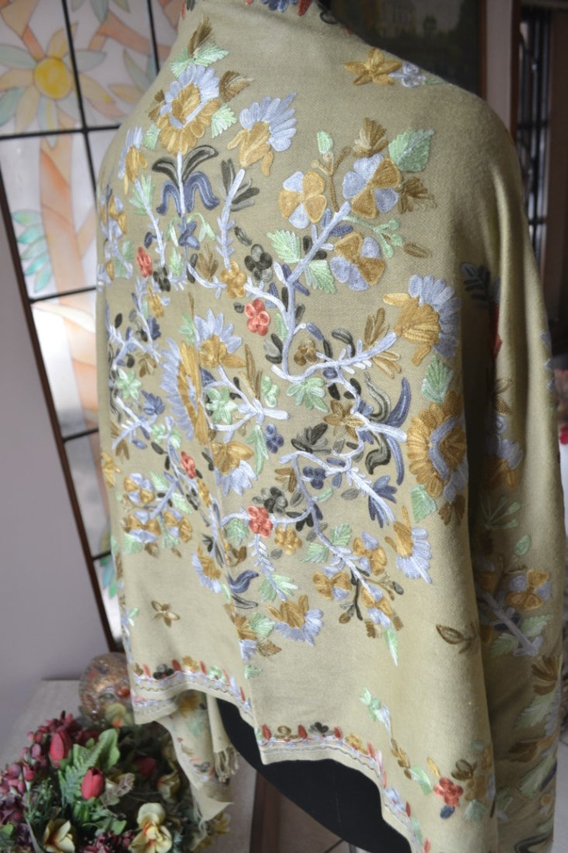 Green Pure Pashmina Embroidered Scarf - Have a Rosy Day