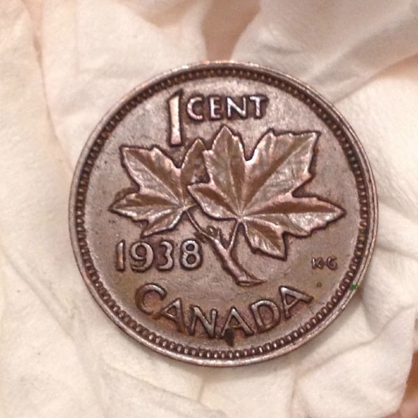 1938 Canada Penny - Nice Condition Semi - Key Date - Circulated