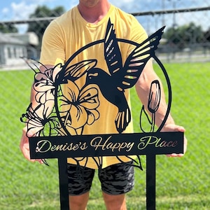 Custom Hummingbird Metal Garden Decor, Bird with Stakes Garden Sign,Flower Design Personalized Garden Sign,Custom Garden Name Sign,Home Gift