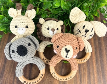 Gehäkelte Spielzeug Rassel für Babys, personalisierte Baby-Dusche-Geschenk, Holz Rassel Ring für Neugeborene Geschenk, Neugeborene Geschenk, Geschenk für Neffe Nichte