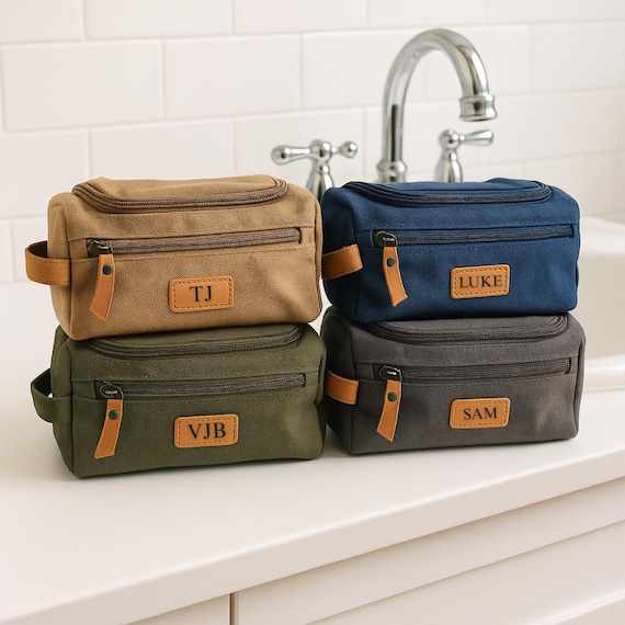 Man Toiletry bag - Personalized mens Christmas bag - Leather toiletry bag - Monogrammed - Personalized dopp kit - Shaving kit - Gift for him