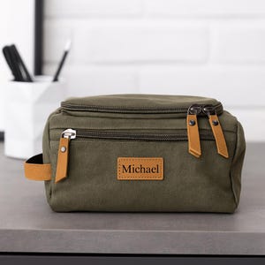 Borsa da toilette per lo sposo - Kit da toeletta personalizzato per uomo - Regalo per il marito - Regalo per il papà - Kit da toeletta personalizzato - Kit da barba - Regalo per lui, personalizzato