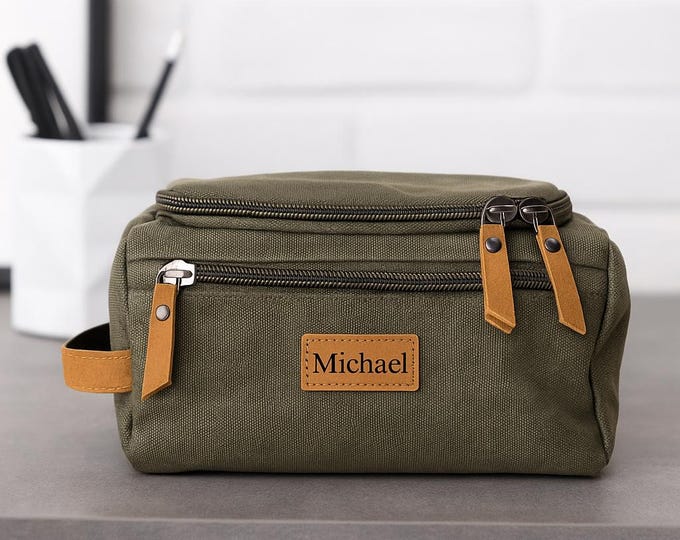 Groomsmen toiletry bag- Personalized mens dopp kit - Husband Gift - Dad gift - Personalized dopp kit - Shaving kit - Gift for him, custom