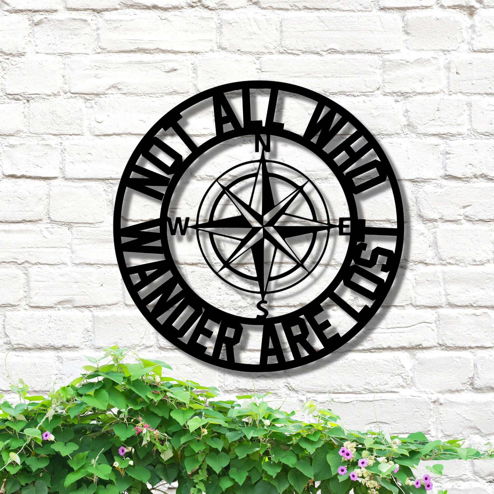 Custom Compass Sign, Personalized Compass Sign, Personalized Last Name Sign, Door Hanger, Outdoor Metal Sign, Wedding Gift, Monogram Sign