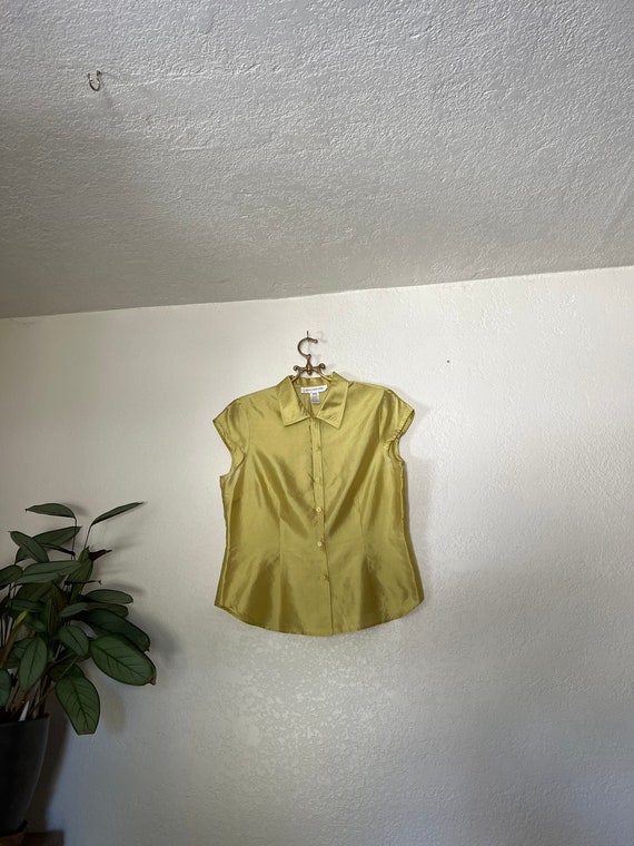 100% silk blouse, size 10