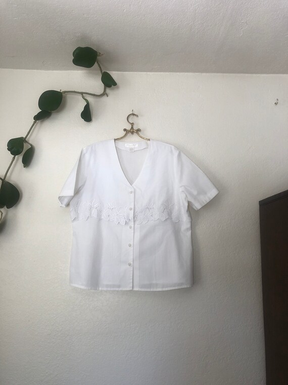 Vintage white cotton/polyester blouse, size L (16) - image 7