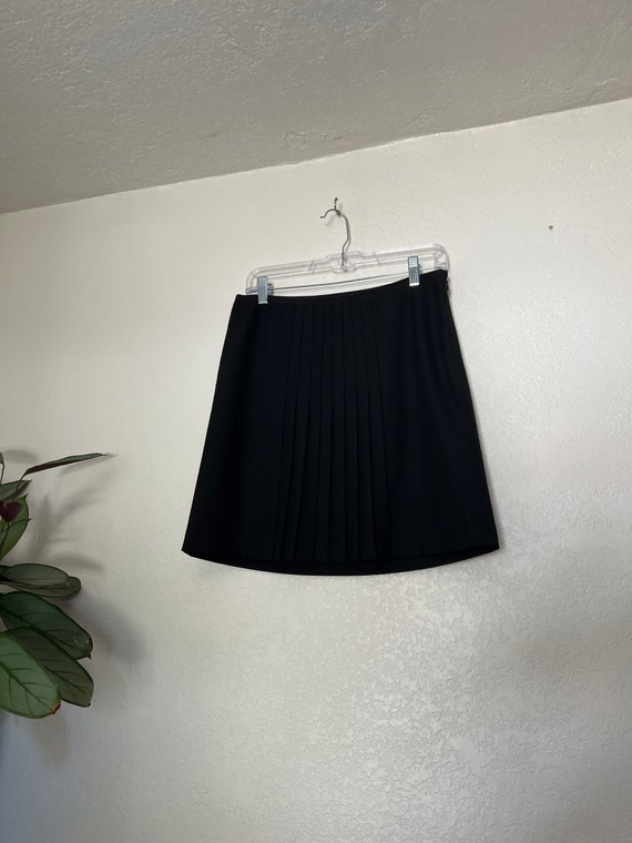 90’s black skirt, size 2, the limited