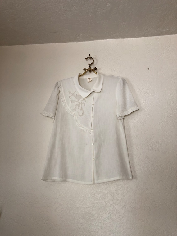Vintage Kent fashion off white blouse, size M