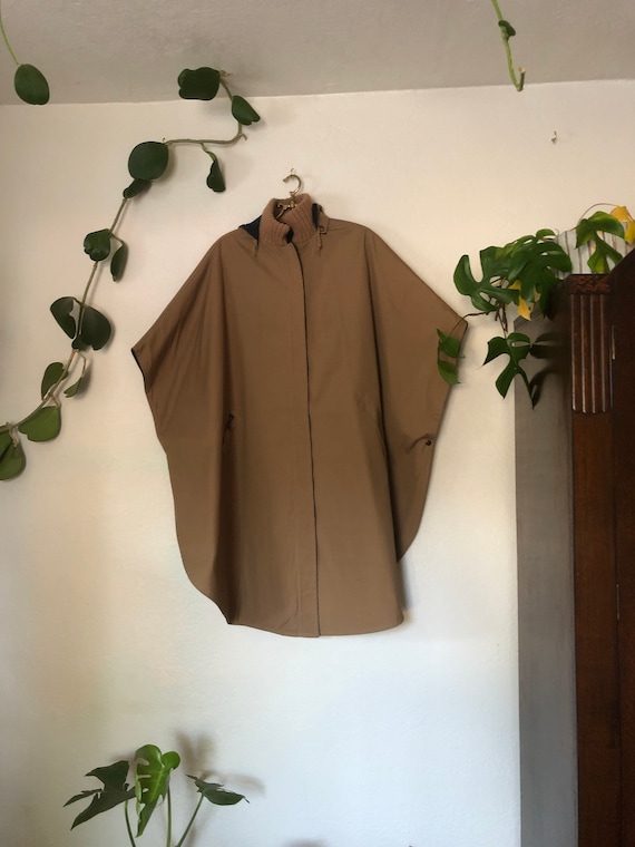 Original vintage Furrrina Khaki large poncho with… - image 1