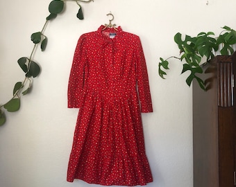 Vintage red Avon Fashion dress, long sleeves, size 9/10, 100%cotton