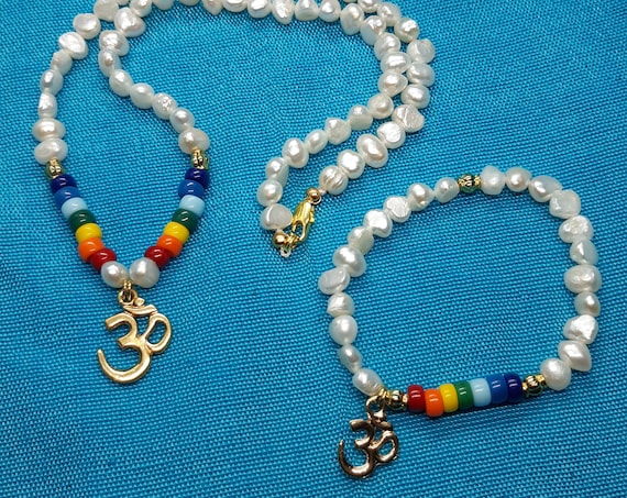 Natural pearl necklace and bracelet with Czech crystal beads 7 chakras and OM symbol