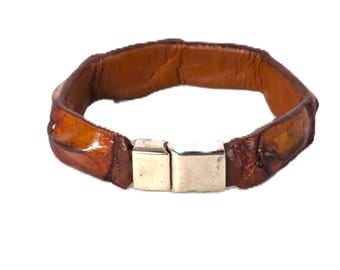 Pulsera de caimán de lomo de cuerno