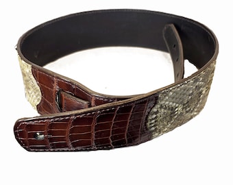 Correa de guitarra con cascabel y extremos de piel de cocodrilo auténtica de 7,6 cm (3 pulgadas)