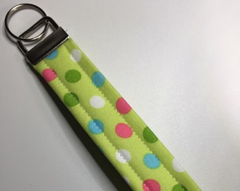 Lime groen met polka dots sleutelhanger