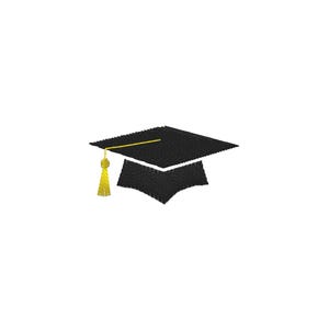 Peut inclure: Une toque de graduation noire avec un gland doré et une barre dorée. Le chapeau est carré et a un aspect texturé. Le gland pend du centre du chapeau.
