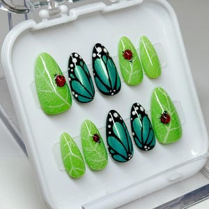 Butterfly Garden Set