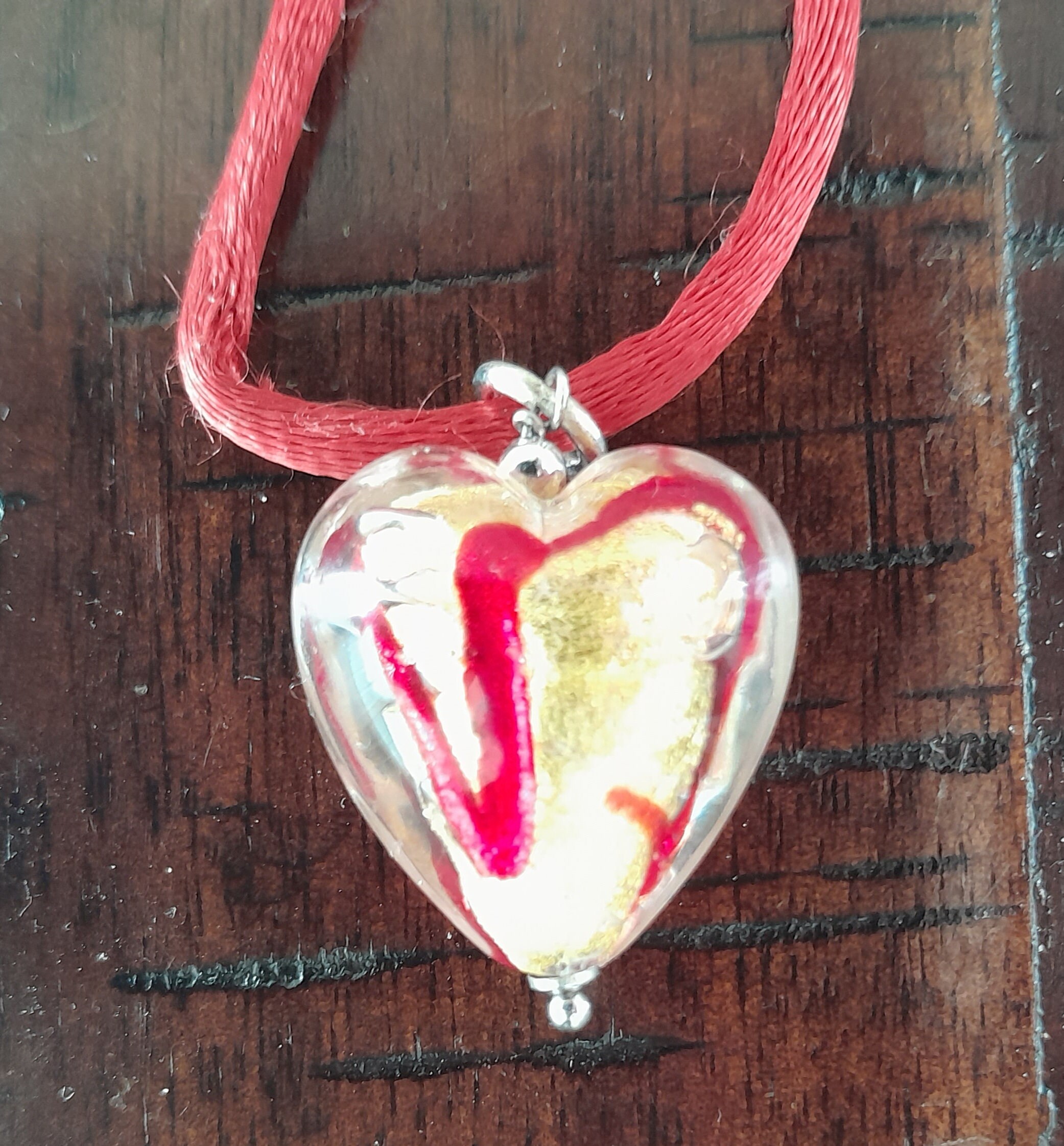 Puffy Gold Heart Burgundy Cord main image 1