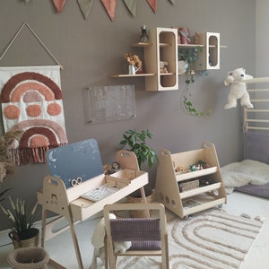 Bibliothèque Montessori, coffre à jouets, boutique de jeux de rôle, rangement de jouets ou de vêtements pour bébés, maison de poupée sur roues en caoutchouc Berta image 3