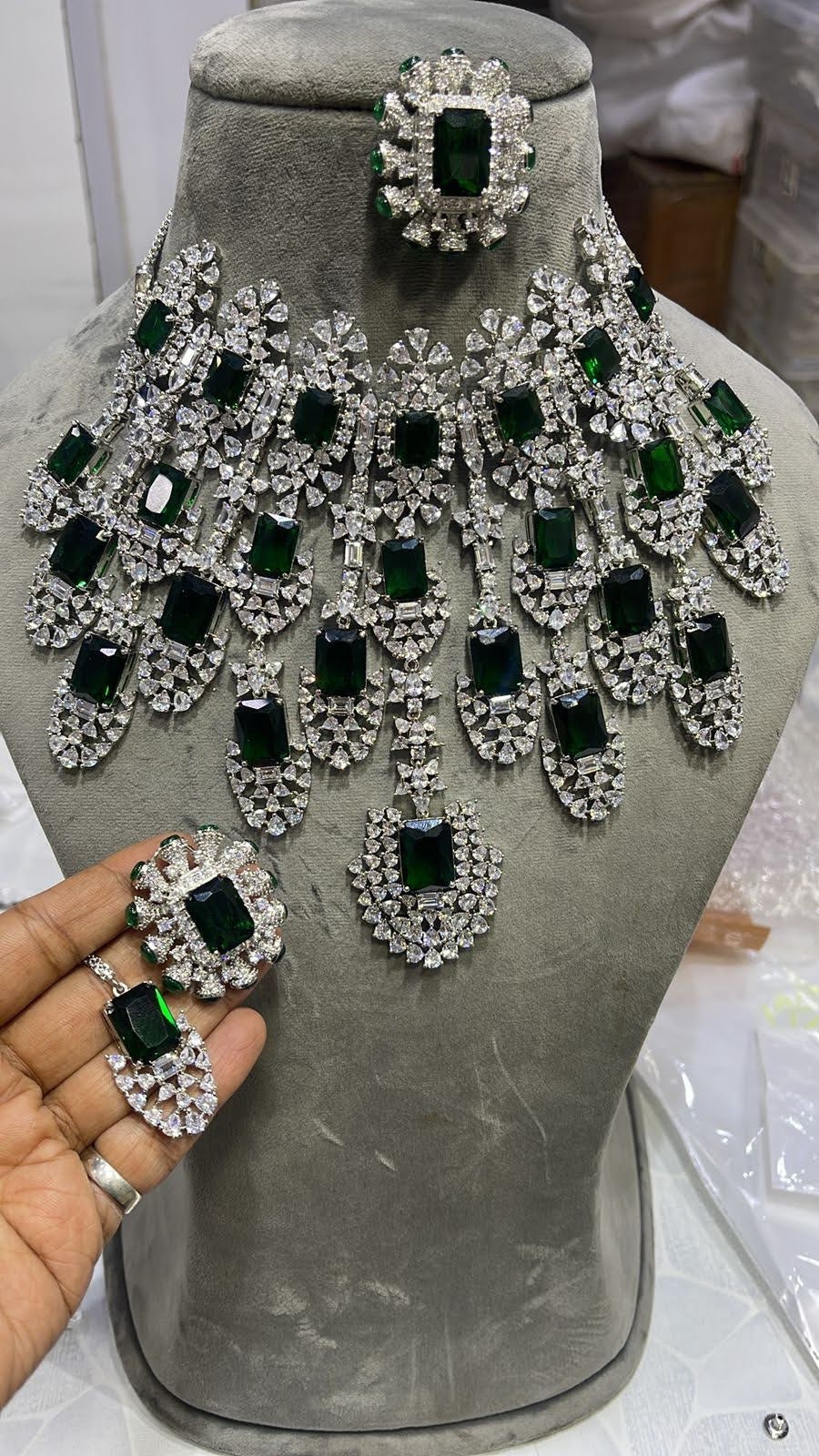 Emerald Diamond Necklace/ Kiara Advani Emerald/desi Wedding Imitation