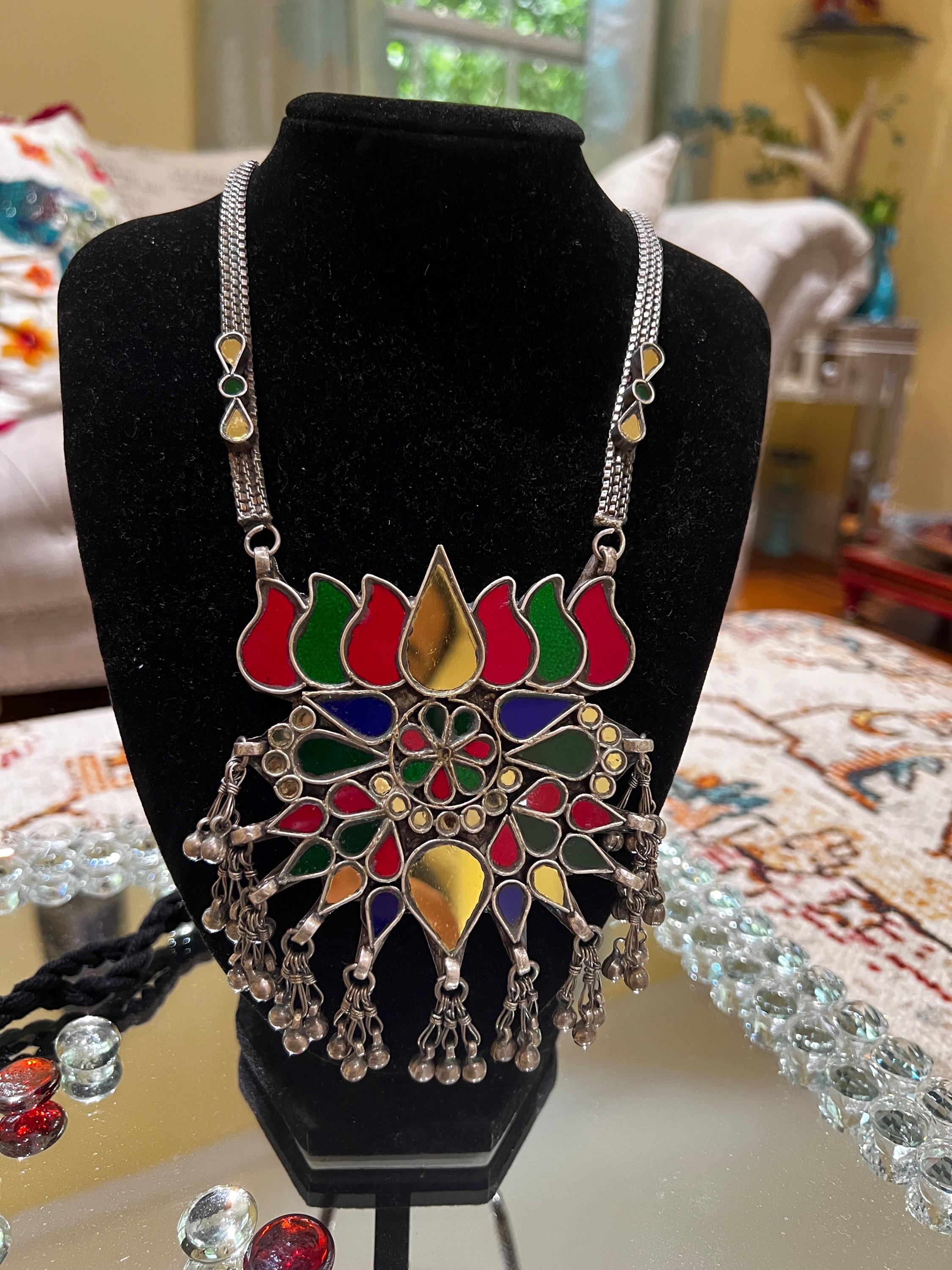 手作りのアフガニスタンガラスネックレス、ボヘミアンガルバジュエリー