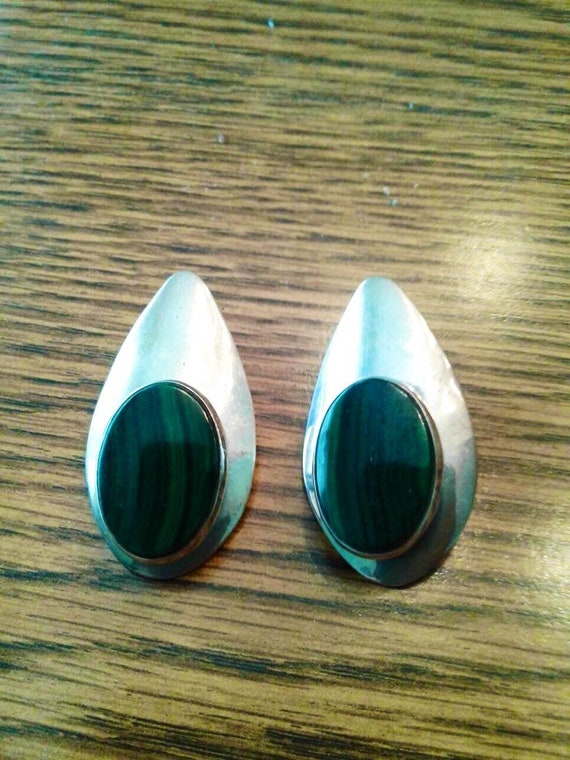 Vintage Native American Navajo Malachite Earrings - image 1