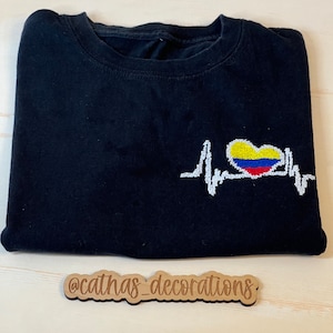 Colombian Flag Map Shirt, Colombian tee, Colombian heart Shirt, Colombian Independence Day, colombian souvenir