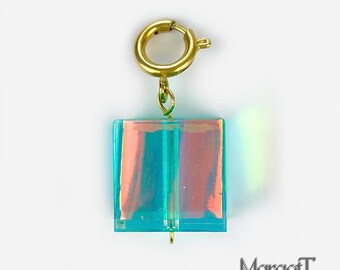 Ciondolo Riflessi Verdi Iridescenti