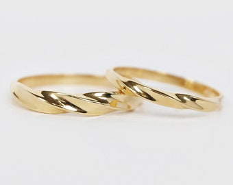 Matching Mobius Wedding Bands, His and Hers Mobius Wedding Rings Set, 14K Yellow Gold Mobius Wedding Bands Set, Couples Wedding Band