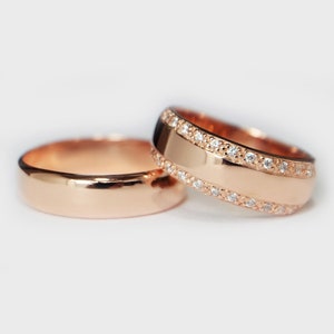 14k Gold Matching Couple Wedding Rings Set with Diamonds, His and Hers Diamonds Ring