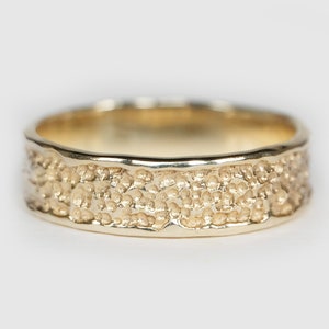 14k Gold Hammered Textured Wedding Band Ring