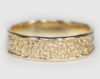 14k Gold Hammered Textured Wedding Band Ring