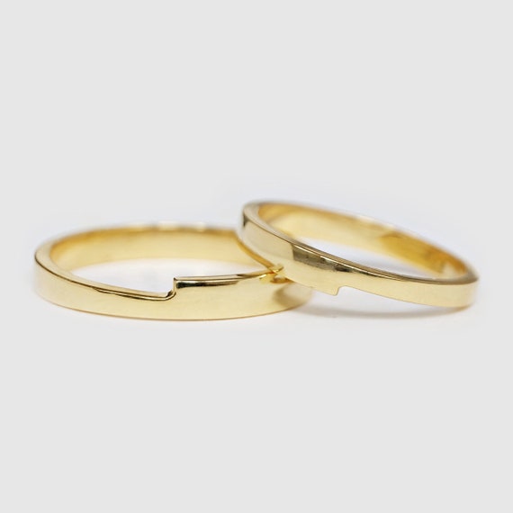 Engravable Simple Yellow And Silver Two Tone Couple Ring For Him And Her